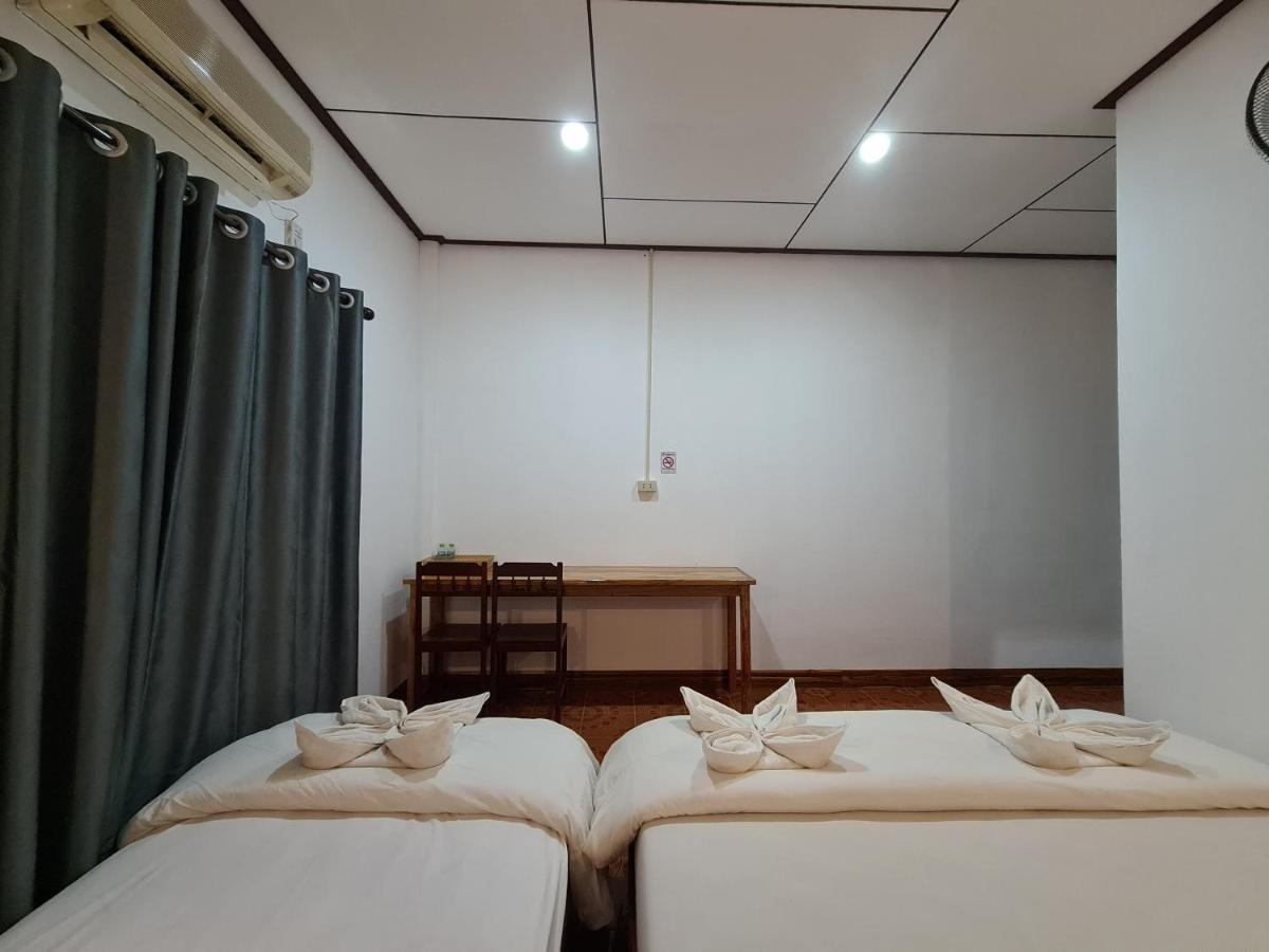 Saphaothong Guesthouse Ванг Виенг Екстериор снимка