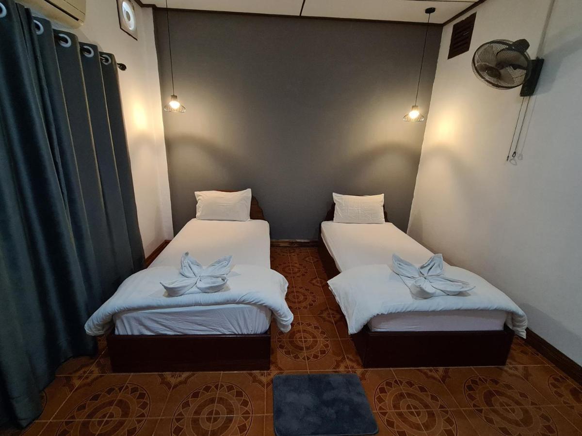 Saphaothong Guesthouse Ванг Виенг Екстериор снимка