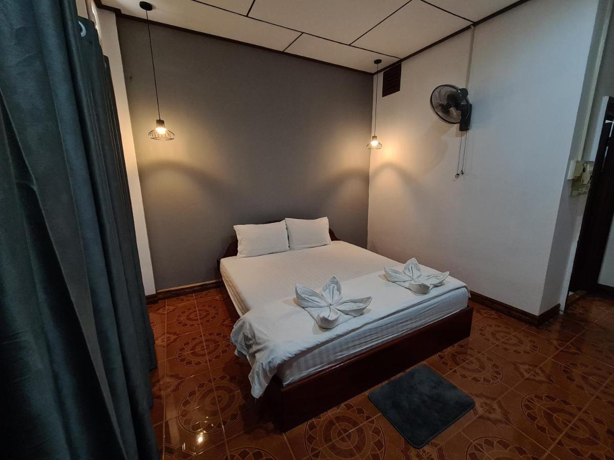 Saphaothong Guesthouse Ванг Виенг Екстериор снимка