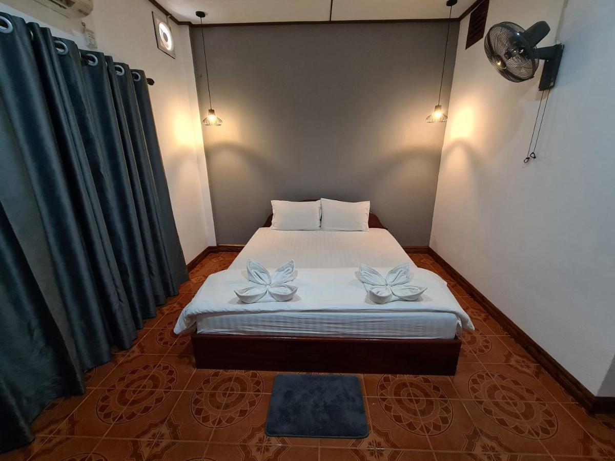 Saphaothong Guesthouse Ванг Виенг Екстериор снимка