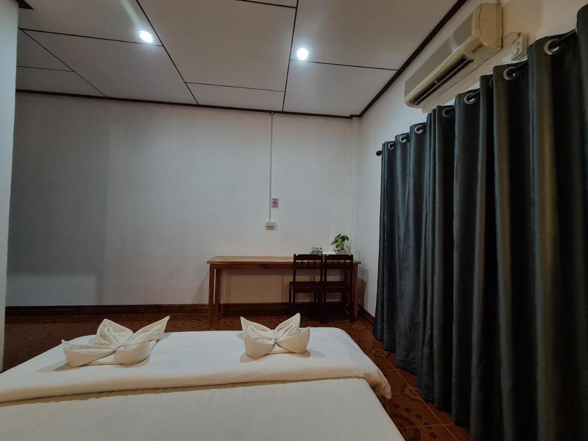Saphaothong Guesthouse Ванг Виенг Екстериор снимка
