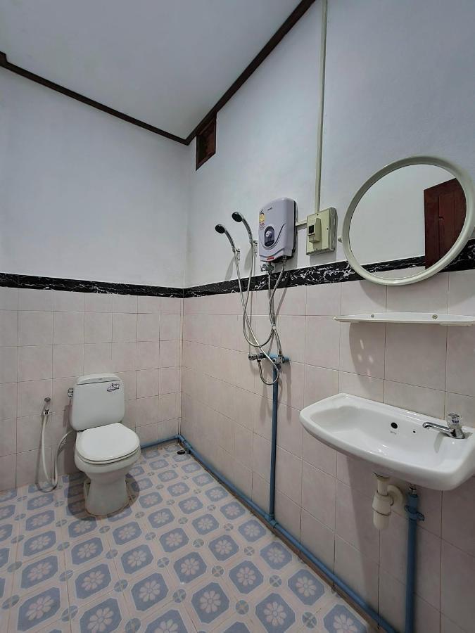 Saphaothong Guesthouse Ванг Виенг Екстериор снимка