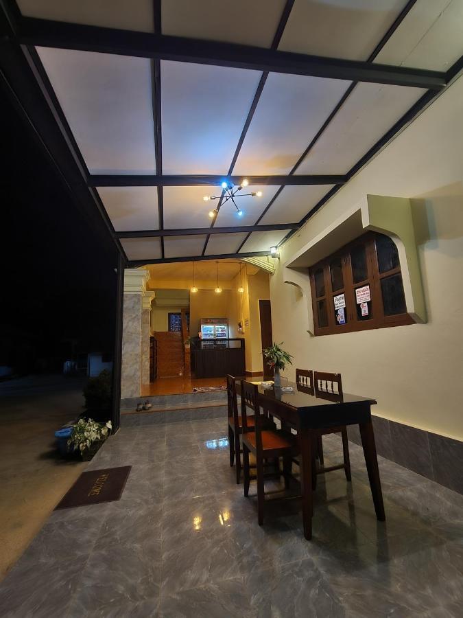 Saphaothong Guesthouse Ванг Виенг Екстериор снимка