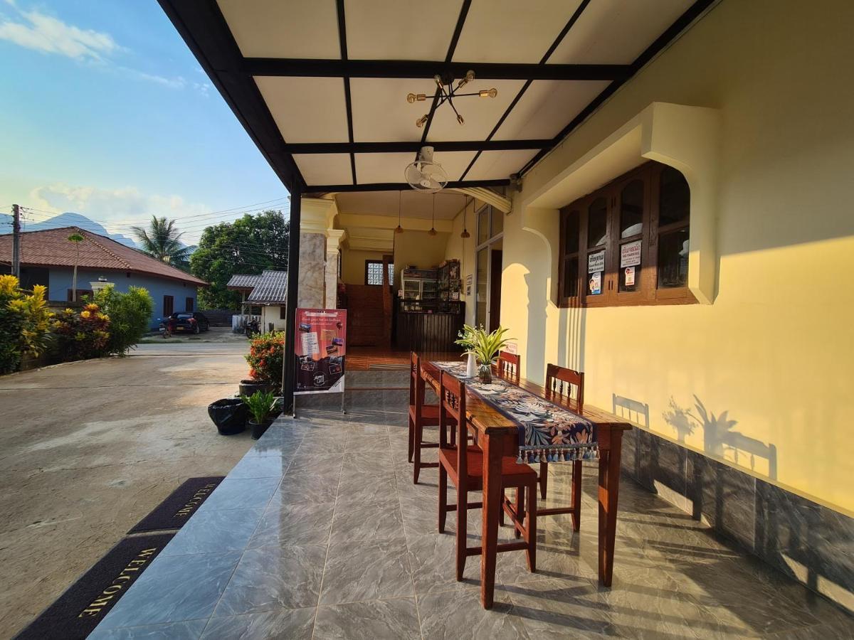 Saphaothong Guesthouse Ванг Виенг Екстериор снимка